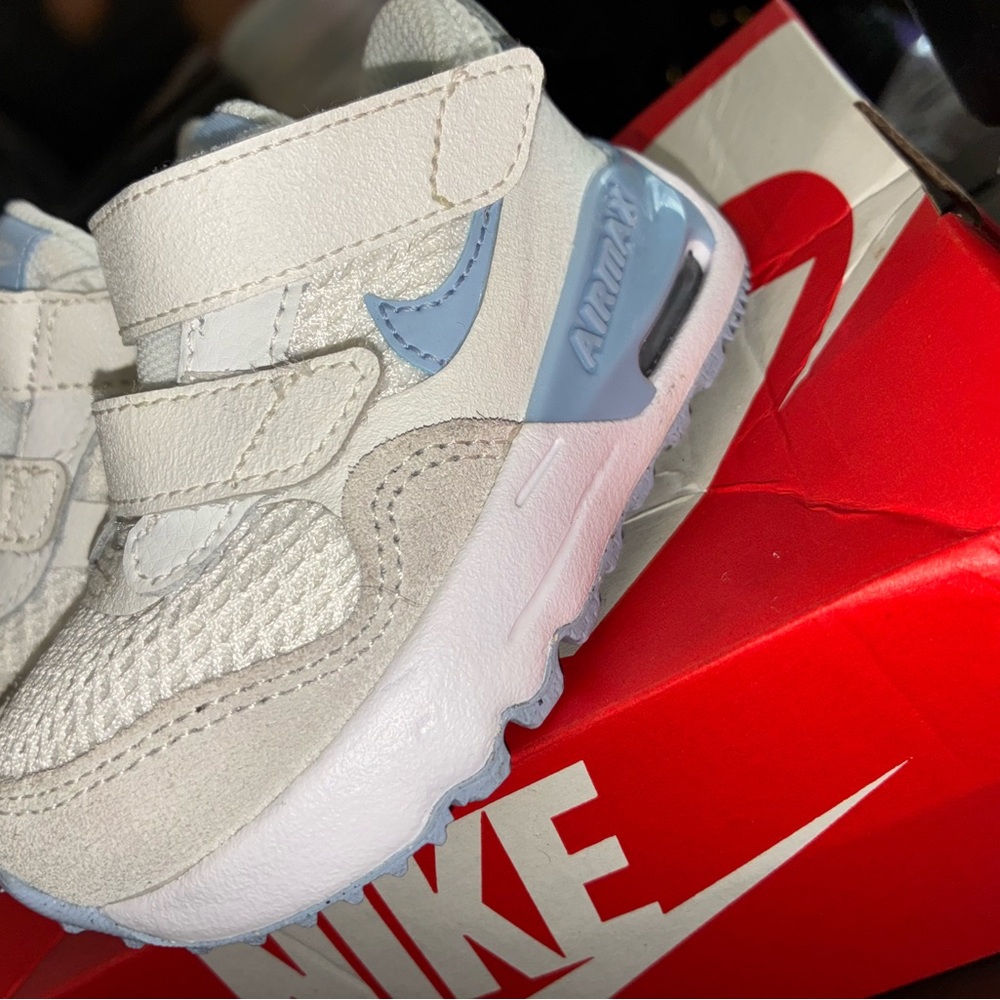 Nike Kids Sneakers - White and Light Blue